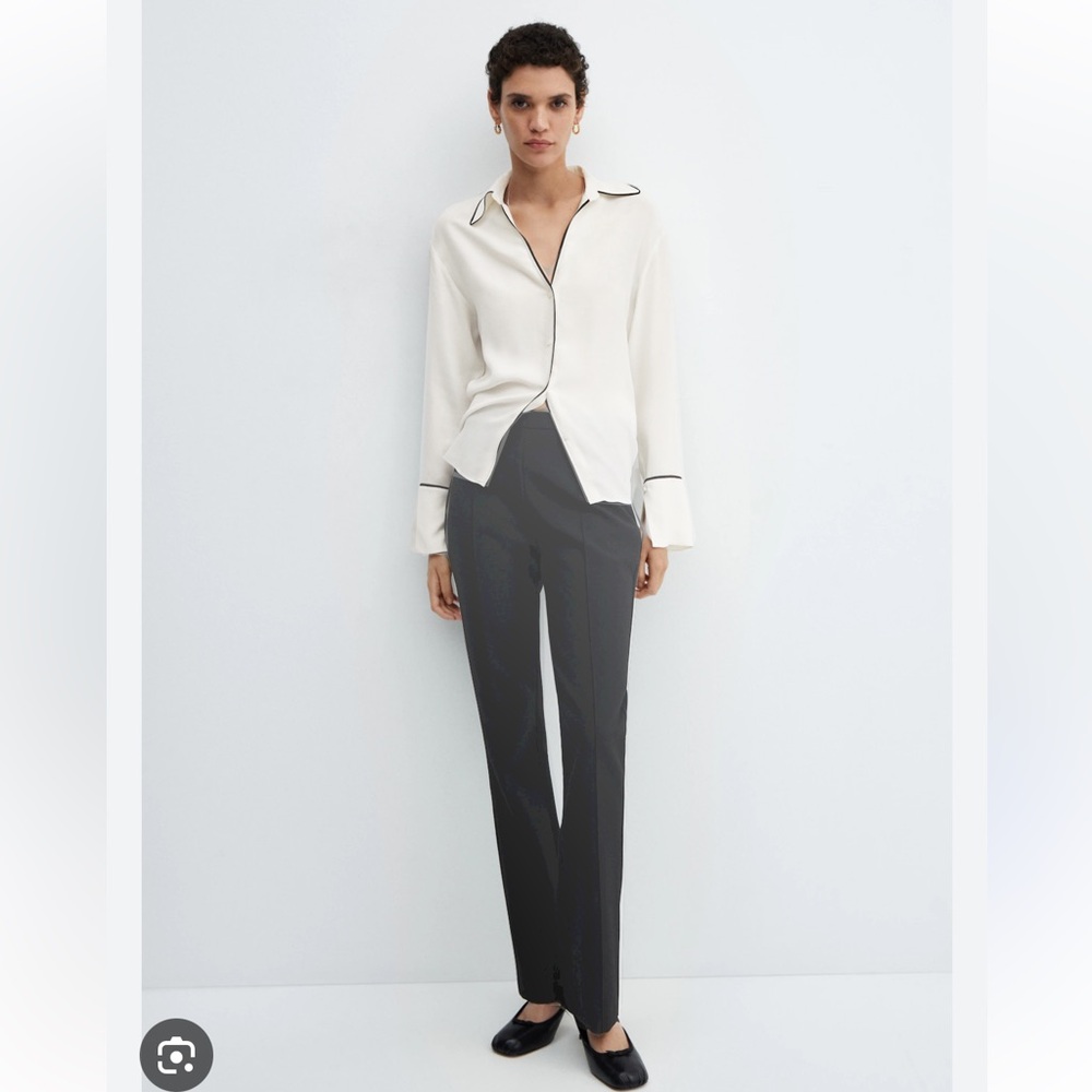 NWT Mango blouse with piping size 18